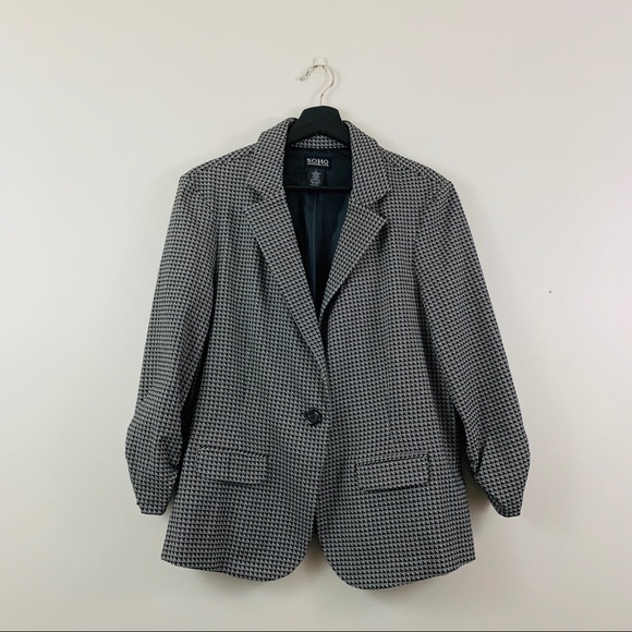 Soho Apparel Jackets & Blazers - SOHO Apparel | Black & White One Button Blazer